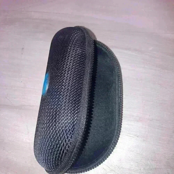 COSTA Del Mar Zippered Black w/ Blue logo Sunglasses Hard Case - Picture 3 of 6